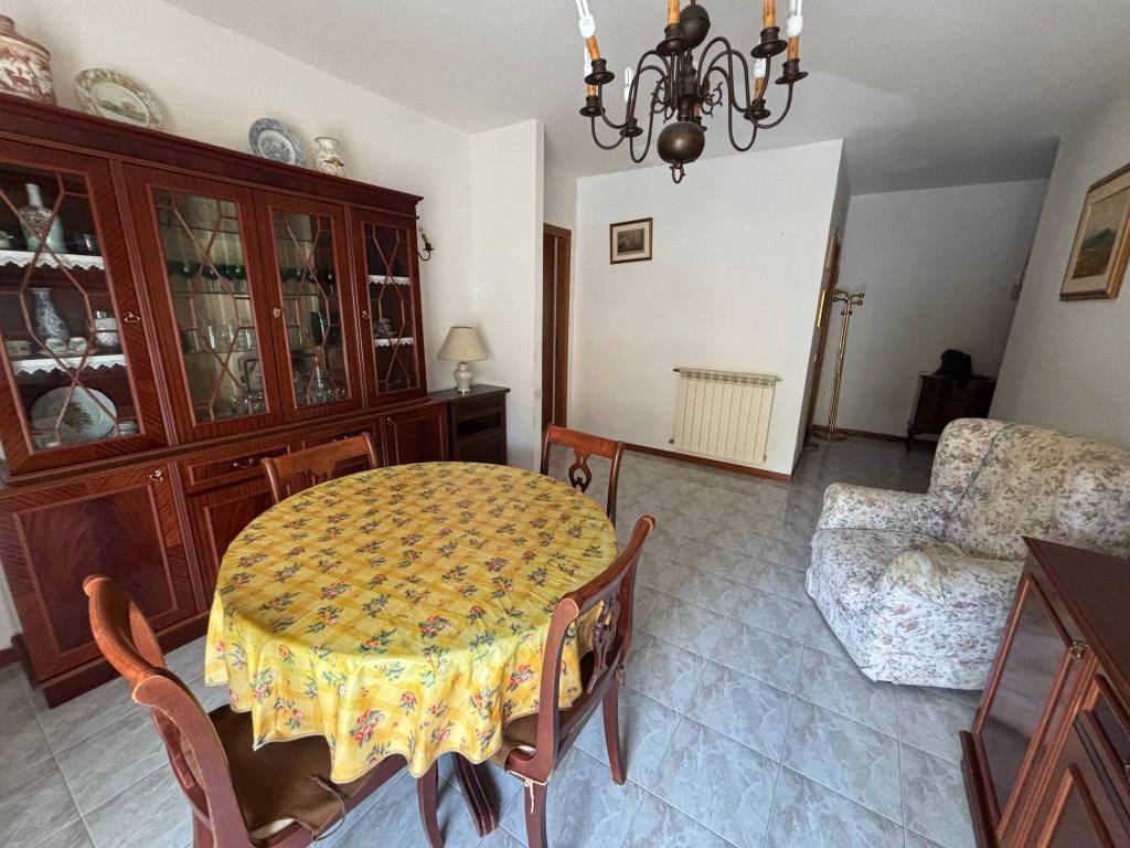 Appartamento a Castelraimondo - Foto 4