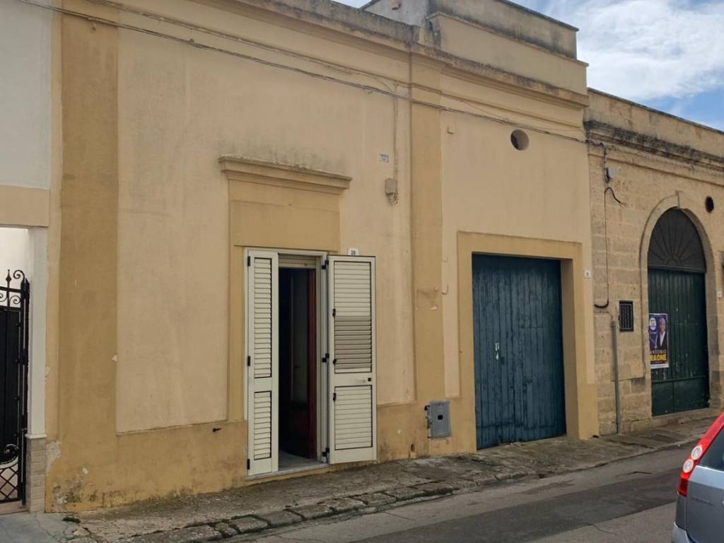 Casa indipendente a Salve in Via Armando Diaz, 26 - Foto 2