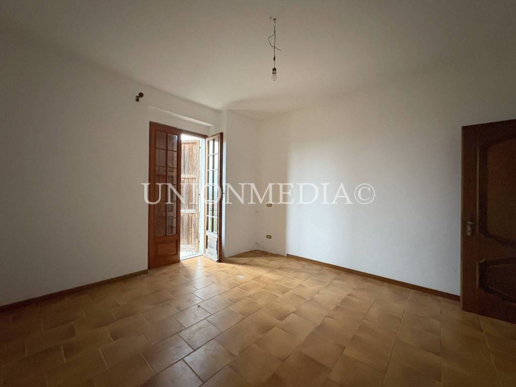Villa a Follo in Via Brigate Partigiane - Foto 4