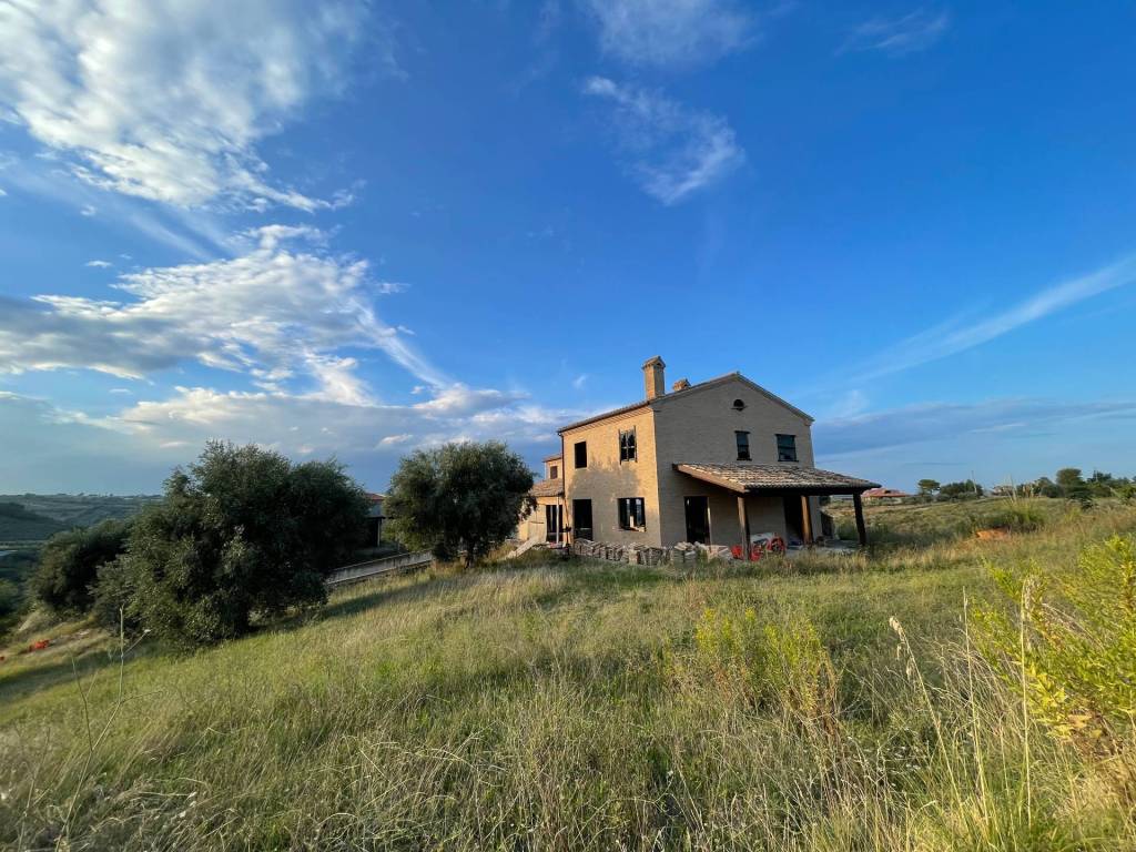 Rustico / casale a Cupra marittima in CONTRADA SANT'ANDREA - Foto 2