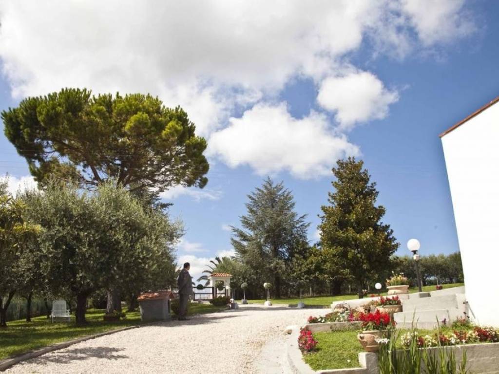 Casa indipendente a Cupra marittima in Contr.da Sant'Andrea - Foto 4