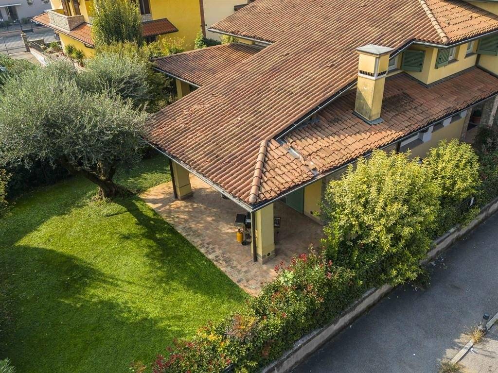 Villa a Corte franca in Via Santa Chiara - Foto 3