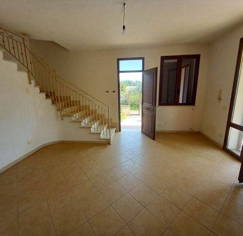 Casa indipendente a Carini in Via Ferdinando Magellano - Foto 3