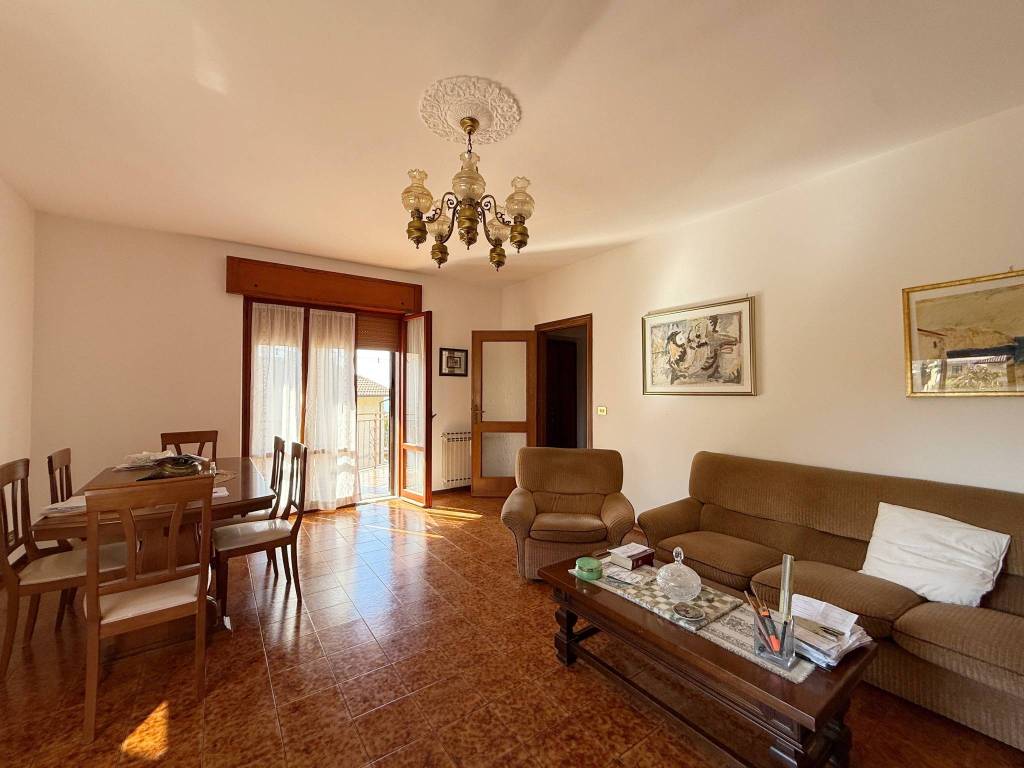 Appartamento a Penna in teverina in Largo Giardino, 19 - Foto 2