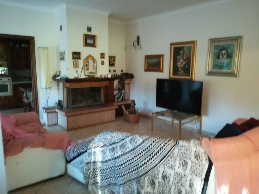 Villa a Terni in Strada Statale Salaria, 2 - Foto 4