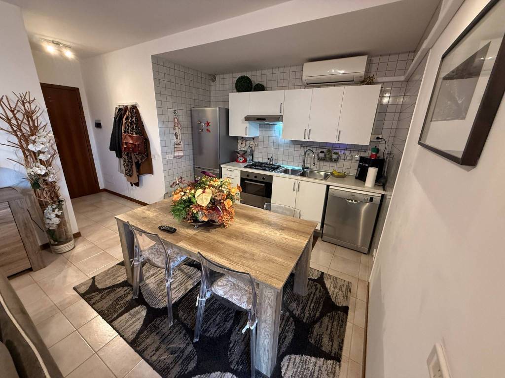 Appartamento a Verona in Via Raimondo Franchetti, 6 - Foto 4