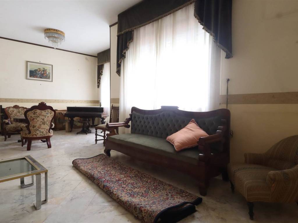 Villa a Santa maria capua vetere in Via Palmiro Togliatti, 6 - Foto 2