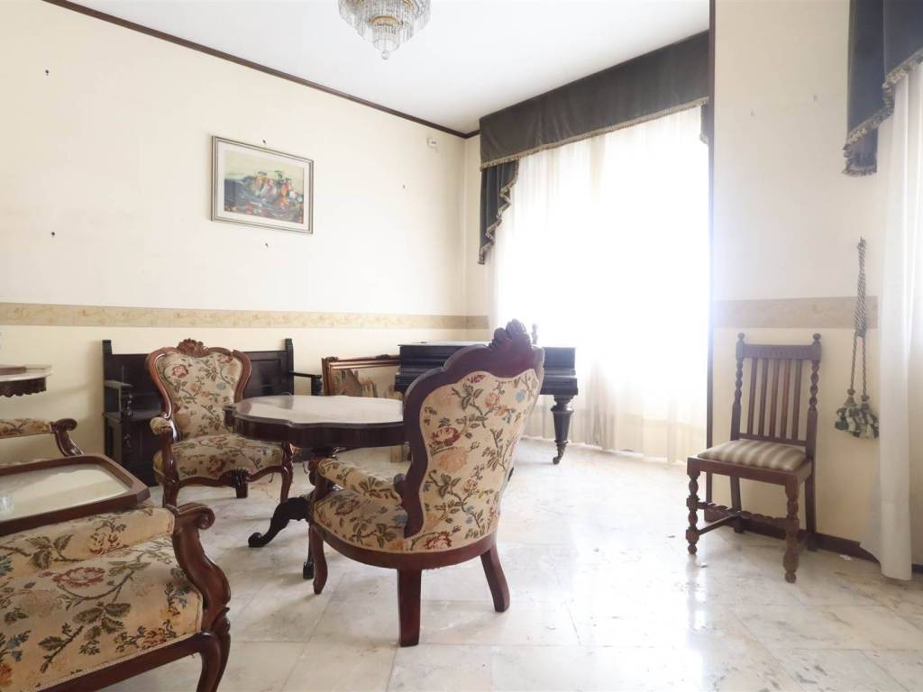 Villa a Santa maria capua vetere in Via Palmiro Togliatti, 6 - Foto 4