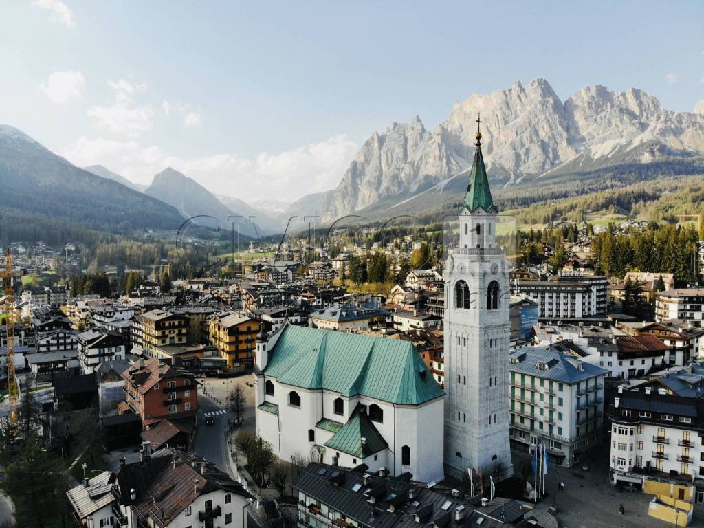 Villetta a schiera a Cortina d'ampezzo in Via Lungoboite - Foto 3