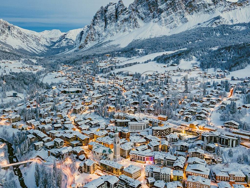 Villetta a schiera a Cortina d'ampezzo in Via Lungoboite - Foto 5