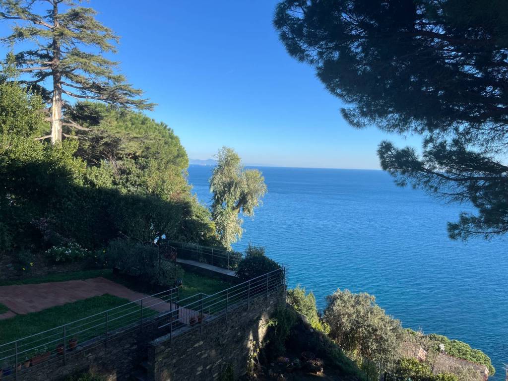 Appartamento a Arenzano in via della torretta, 13 - Foto 2