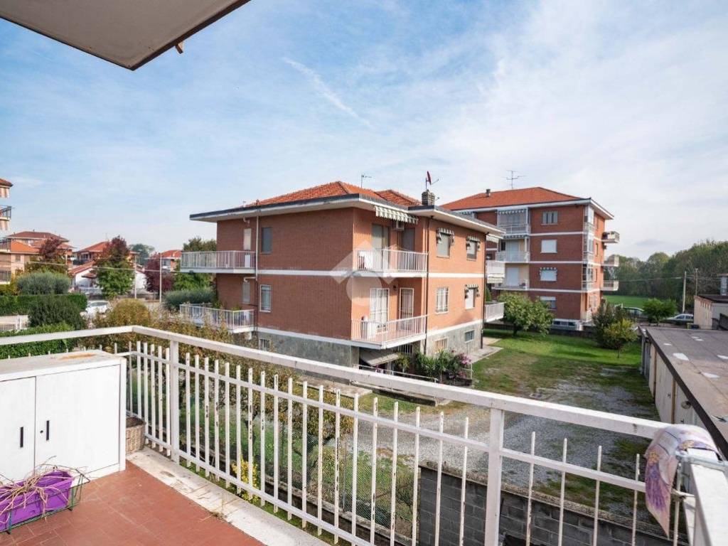 Appartamento a Ciriè in Via gazzera, 51 - Foto 3