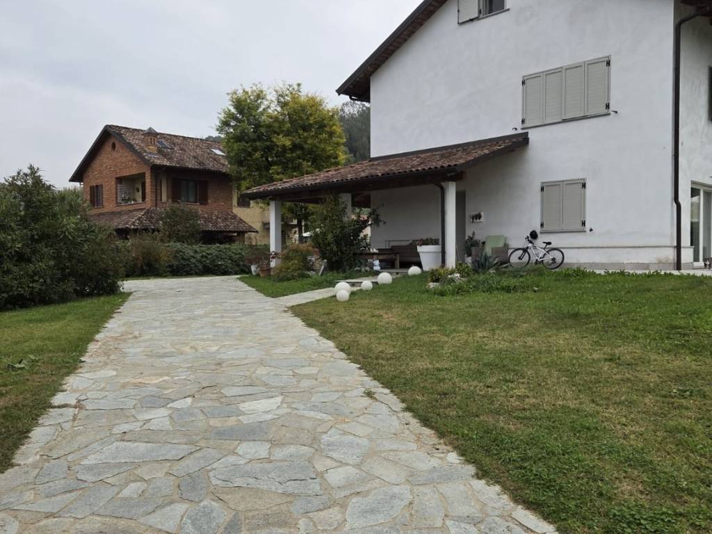 Villa a Asti in Frazione San Marzanotto - Foto 2
