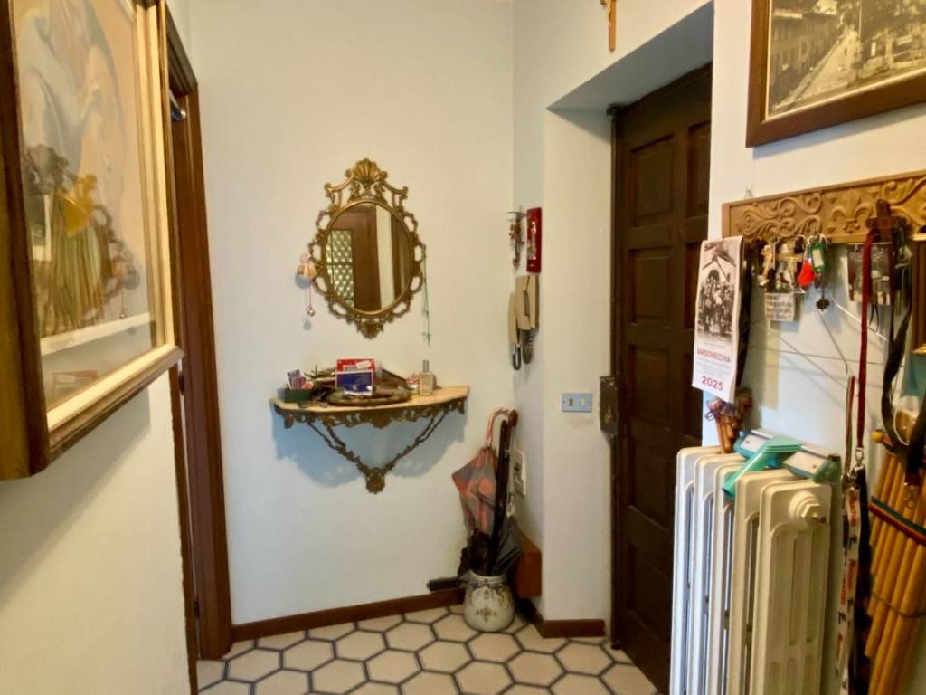 Appartamento a Bardonecchia in Via G. F. Medail, 102 - Foto 5