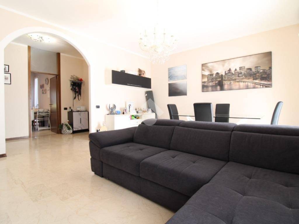 Appartamento a Sassuolo in Via Mazzini, 11 - Foto 4