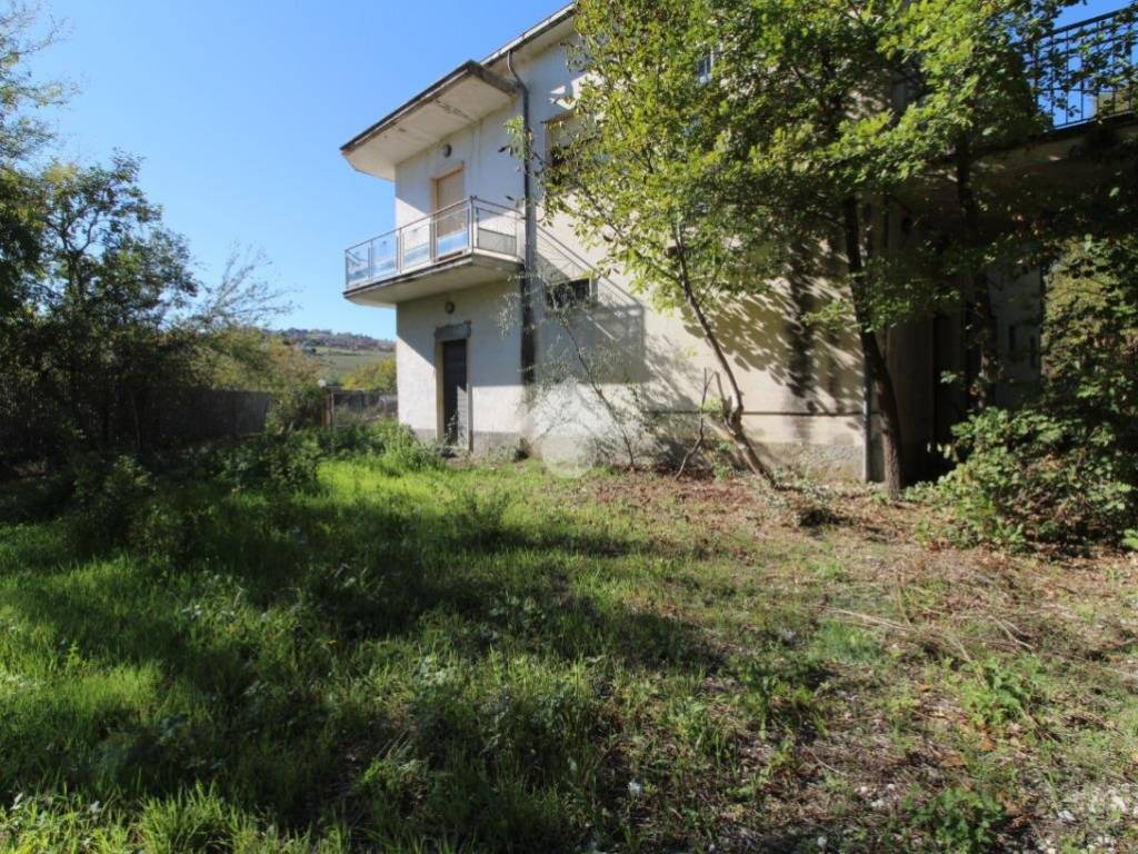 Casa indipendente a Teramo in VIA DANTE ALIGHIERI SAN NICOLO', 20 - Foto 4
