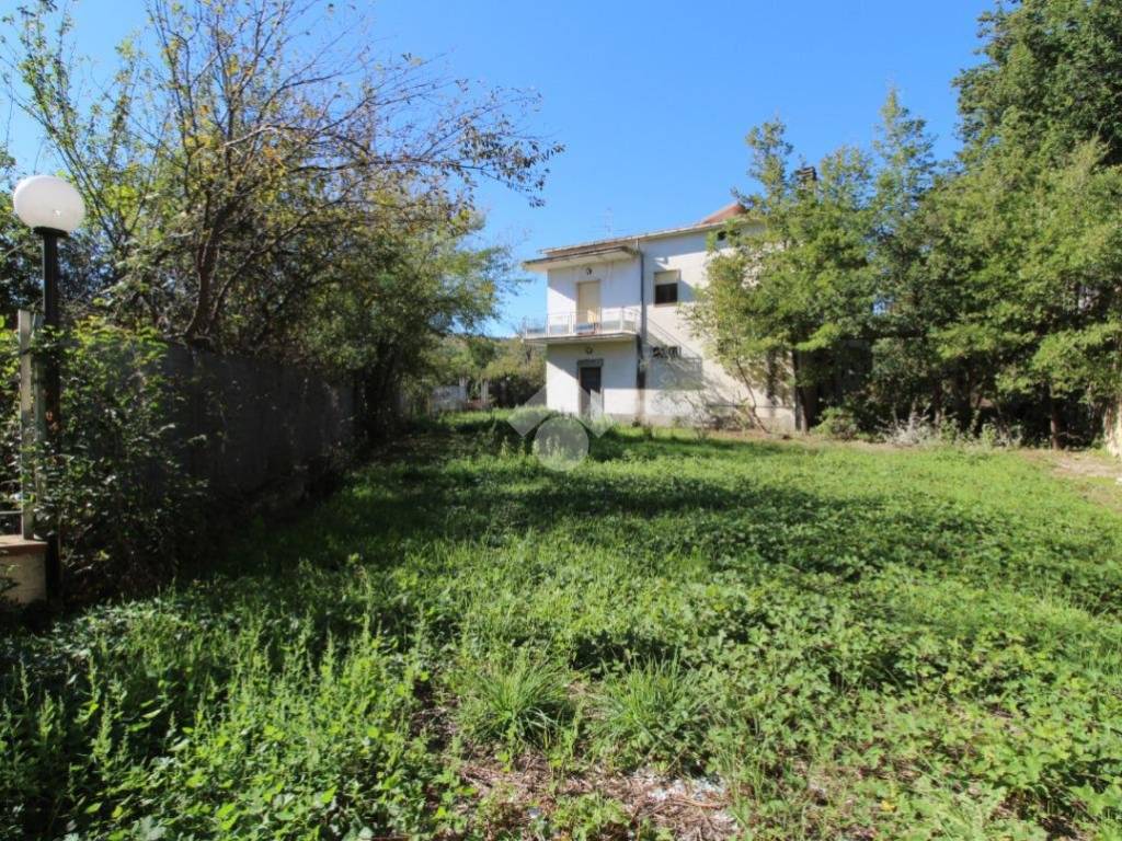 Casa indipendente a Teramo in VIA DANTE ALIGHIERI SAN NICOLO', 20 - Foto 5