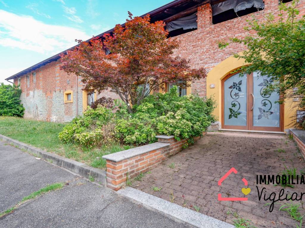 Villa a Vigliano biellese in Via Spina - Foto 4