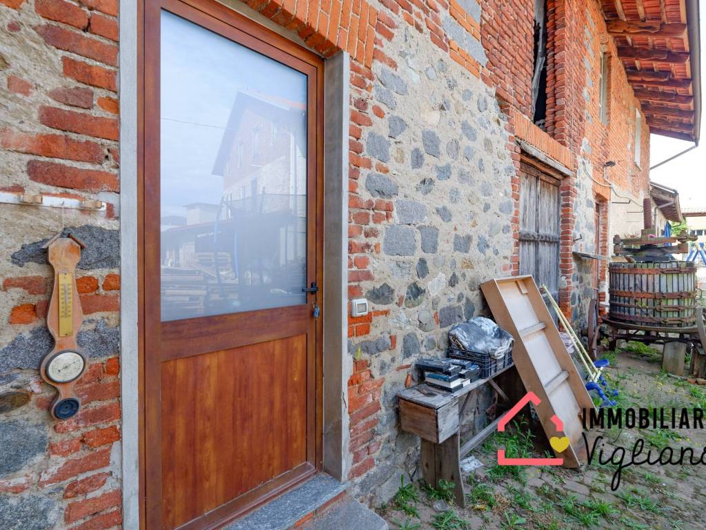 Villa a Vigliano biellese in Via Spina - Foto 5