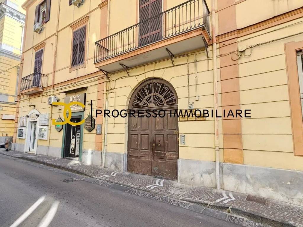 Immobile a Portici in Via Carlo E Luigi Giordano, 14 - Foto 4