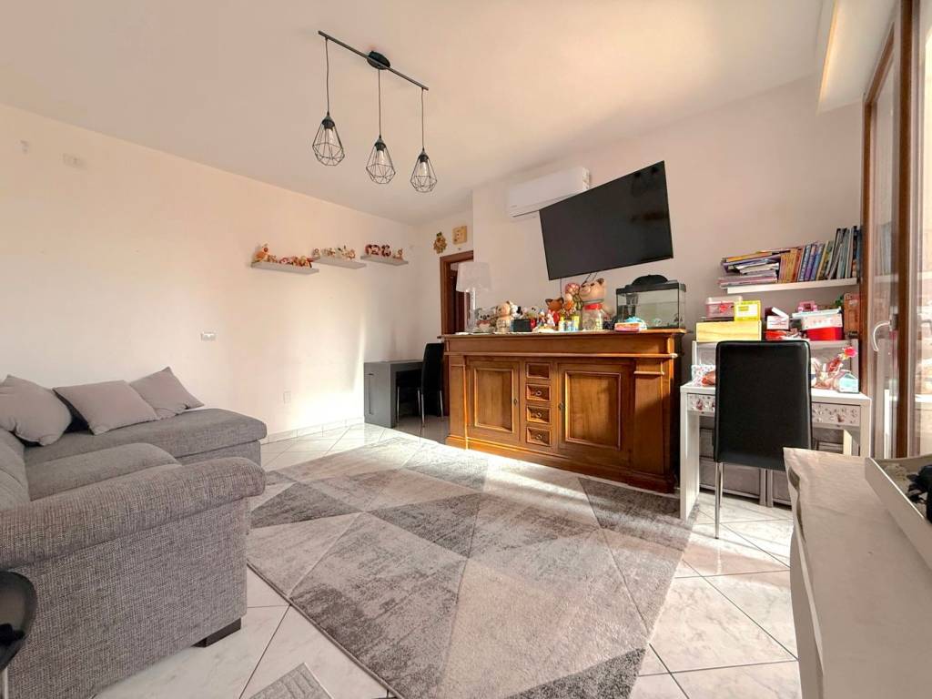 Appartamento a Sestu in Via San Salvatore , 4 - Foto 2