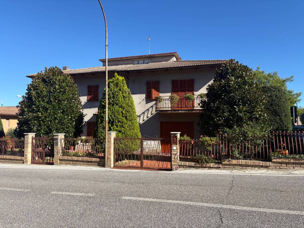 Appartamento a Offagna in Via Torre - Foto 2