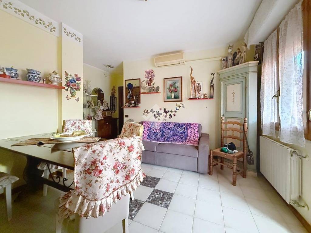 Appartamento a Collesalvetti in Via 8 Marzo, 53 - Foto 4