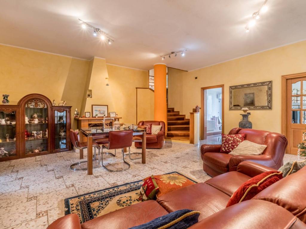 Villa a Sezze in Via Migliara 46 - Foto 5