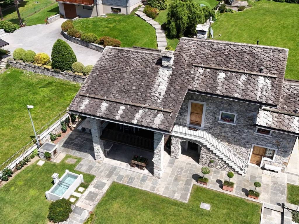 Villa a Novate mezzola in via della riva, 536 - Foto 3