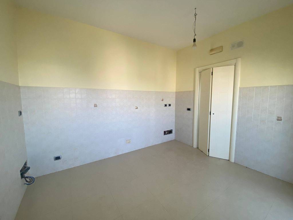 Attico / mansarda a Rutigliano in Viale Filippo Giampaolo, 141 - Foto 4