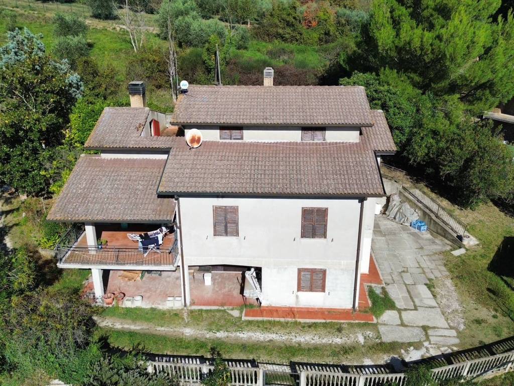 Villa a Orte in Strada Provinciale Deviazione Ortana - Foto 4