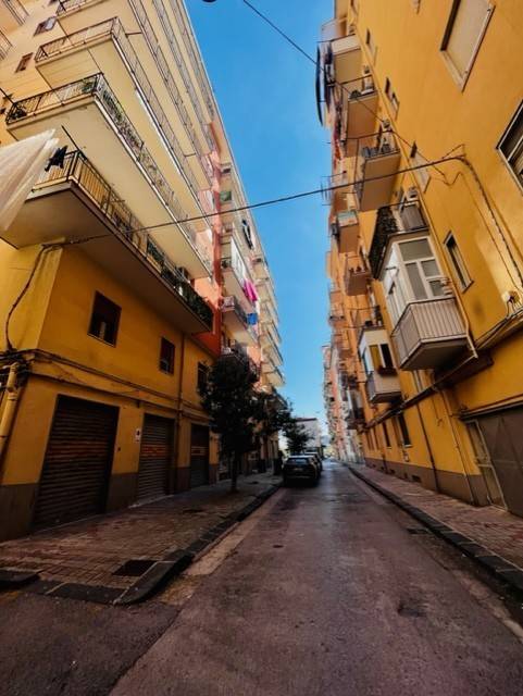 Box / garage a Salerno in Via Palinuro, 99 - Foto 4