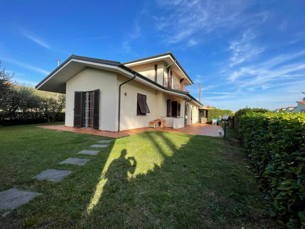 Villa a Porcari - Foto 3
