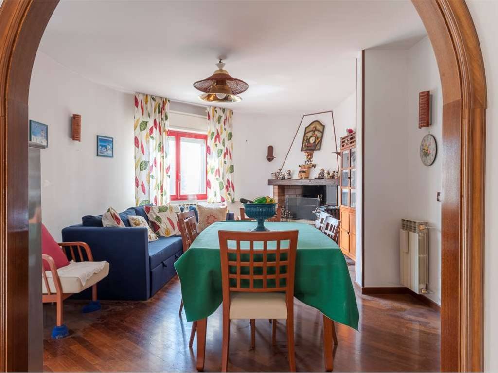 Appartamento a Castel di sangro in via Peschiera, 32 - Foto 2