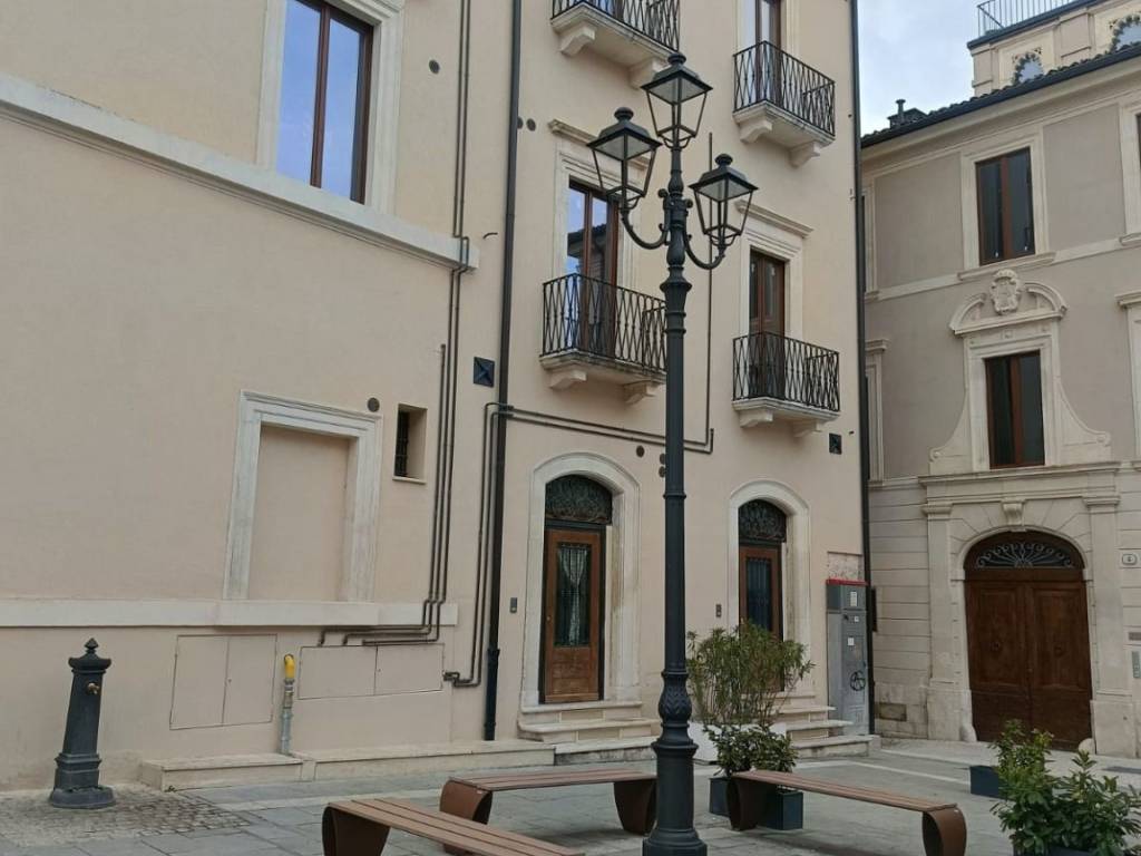 Appartamento a L'aquila in Piazza Chiarino - Foto 2