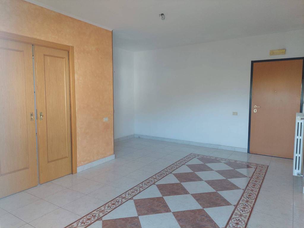 Appartamento a Salerno in Via Ostaglio - Foto 3