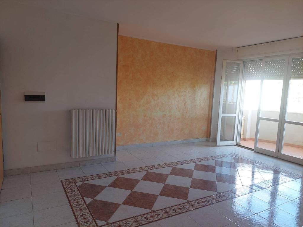 Appartamento a Salerno in Via Ostaglio - Foto 4