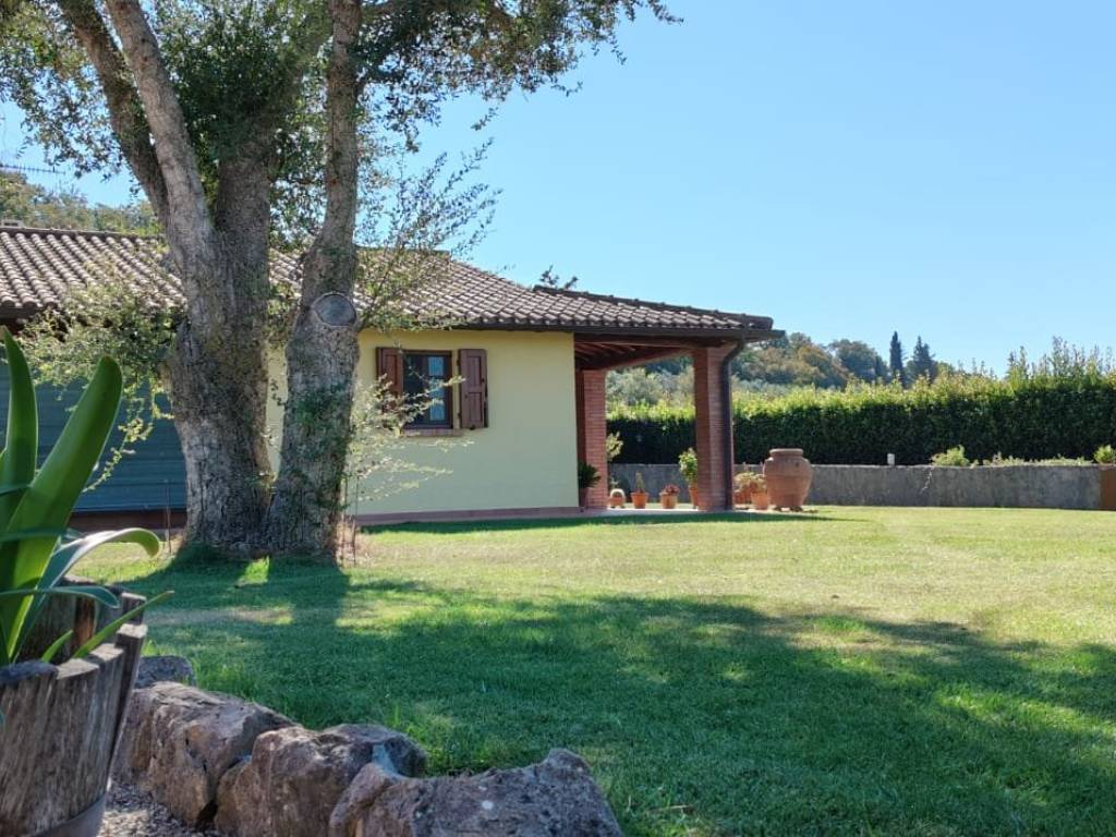 Villa a Manciano in Strada Vicinale Camerone - Foto 3