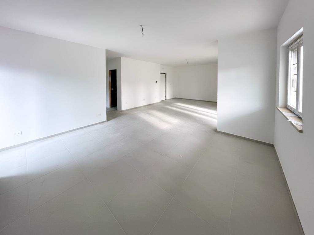 Appartamento a Civitanova marche in Via Alfonso La Marmora, 41 - Foto 5