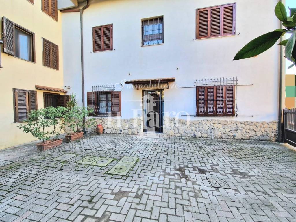 Casa indipendente a Campi bisenzio in Via dell'Argin Secco, , 39 - Foto 5