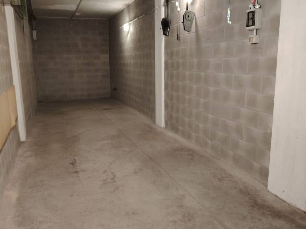 Box / garage a Collegno in Via Fratelli Tortone, 1 - Foto 4