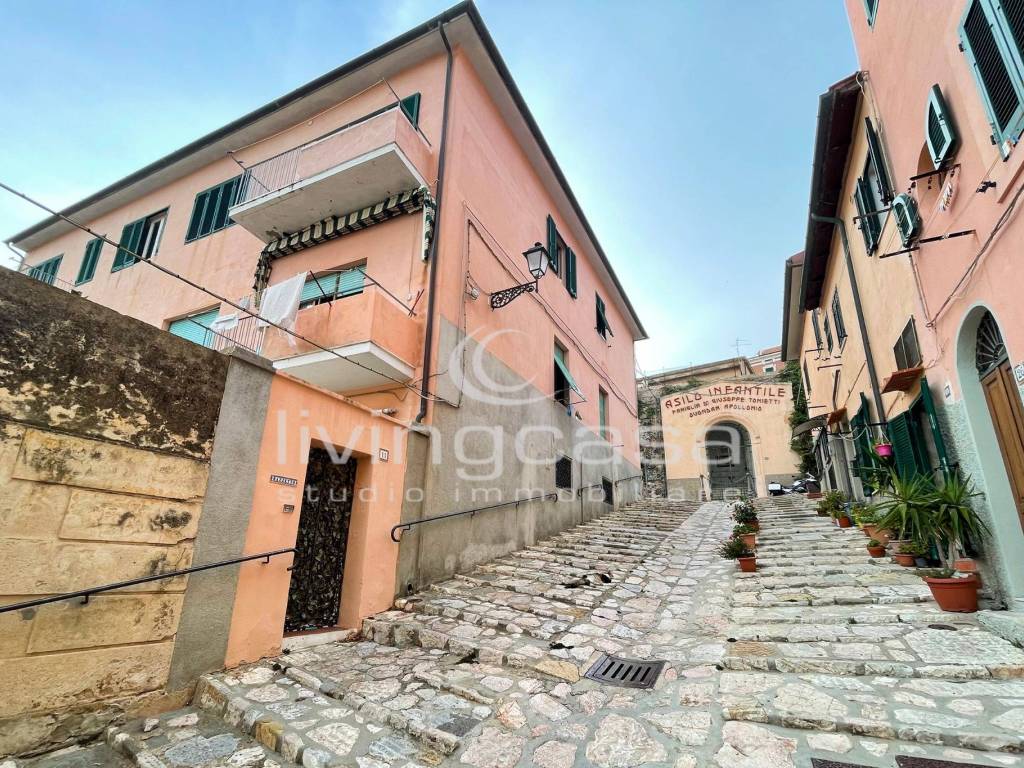 Appartamento a Portoferraio in Via Victor Hugo - Foto 4