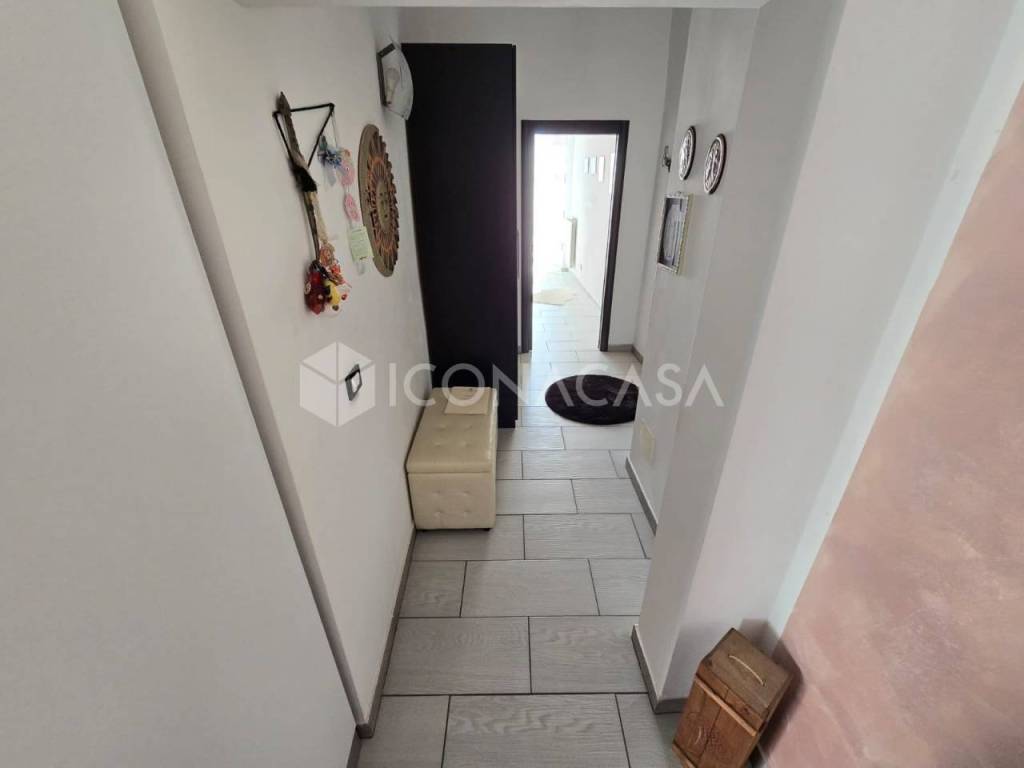 Appartamento a Molfetta in Via Luigi Aiello, 28 - Foto 4