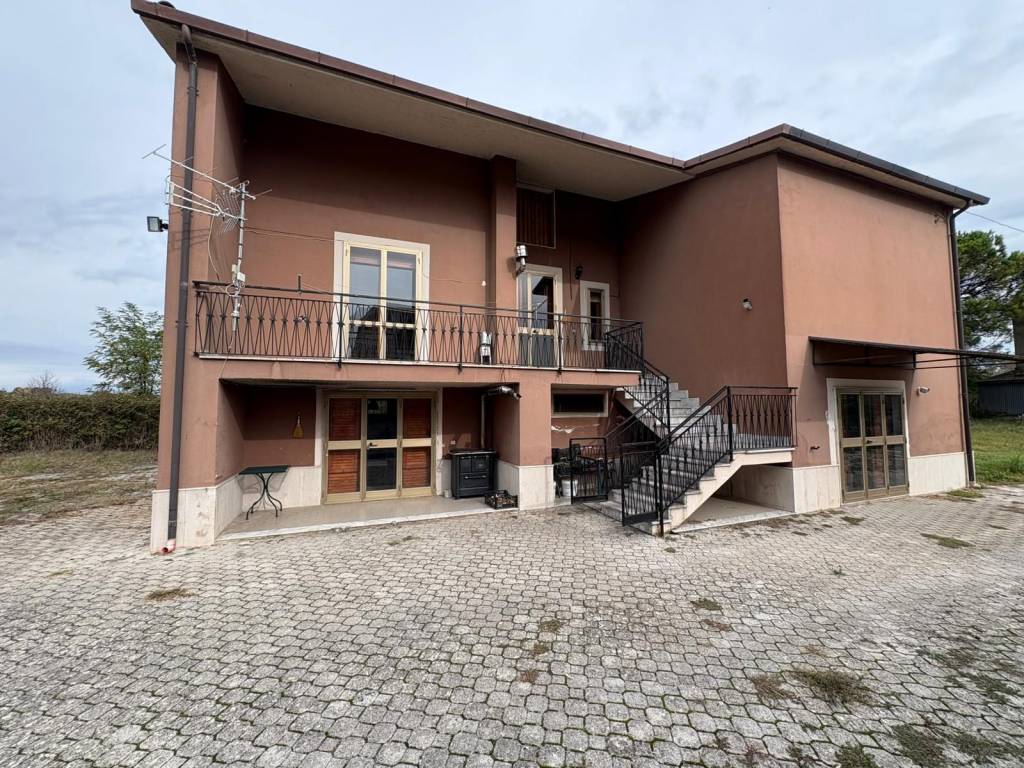 Villa a Pietrelcina - Foto 2