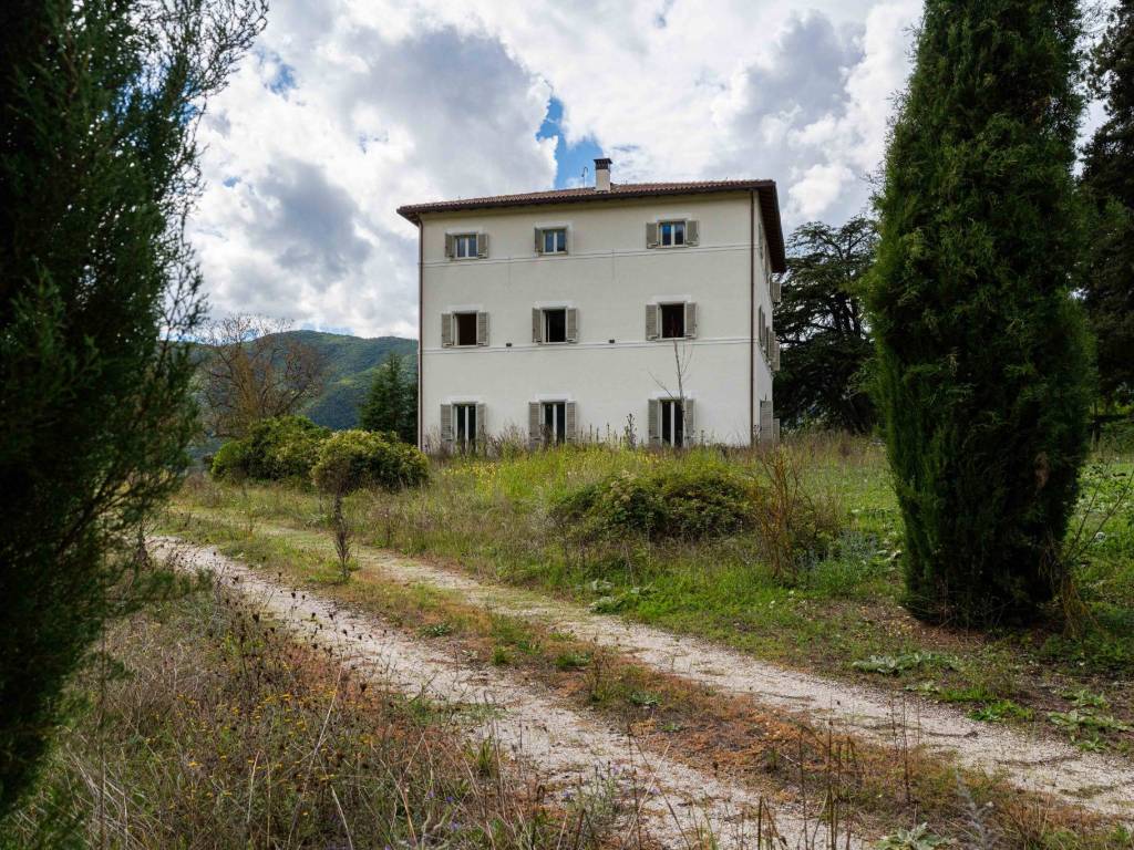 Villa a Norcia in Viale dell'Ospedale - Foto 3