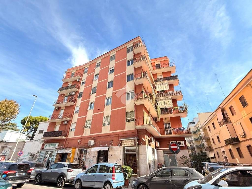 Appartamento a Bari in Via G. Petroni, 94 - Foto 2