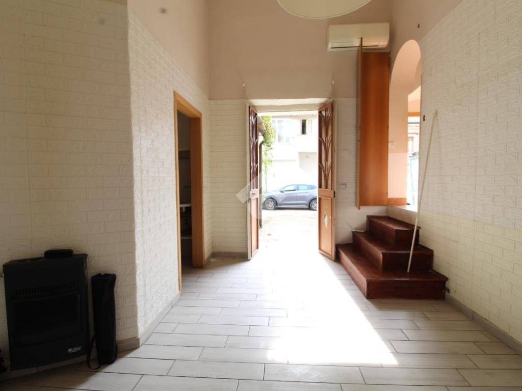 Rustico / casale a Caserta in Via Col. Michele Camusso, 68 - Foto 2