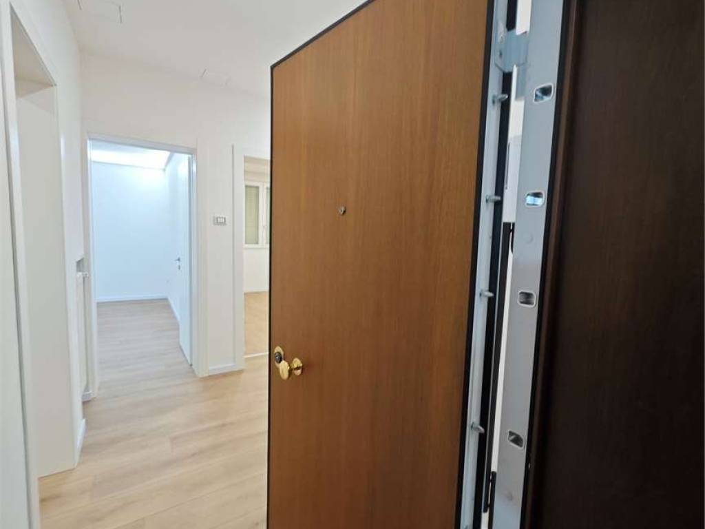 Appartamento a Modena in Via Donizetti - Foto 2