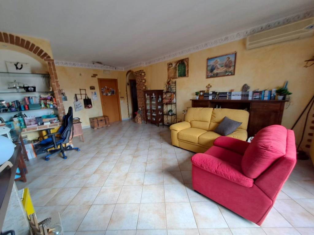 Appartamento a Triggiano in Via San Giorgio - Foto 5