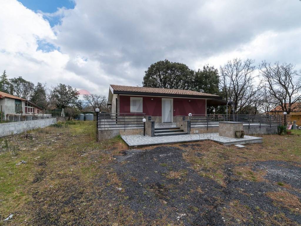 Villa a Pedara in Via Bianca di Navarra, 20 - Foto 4